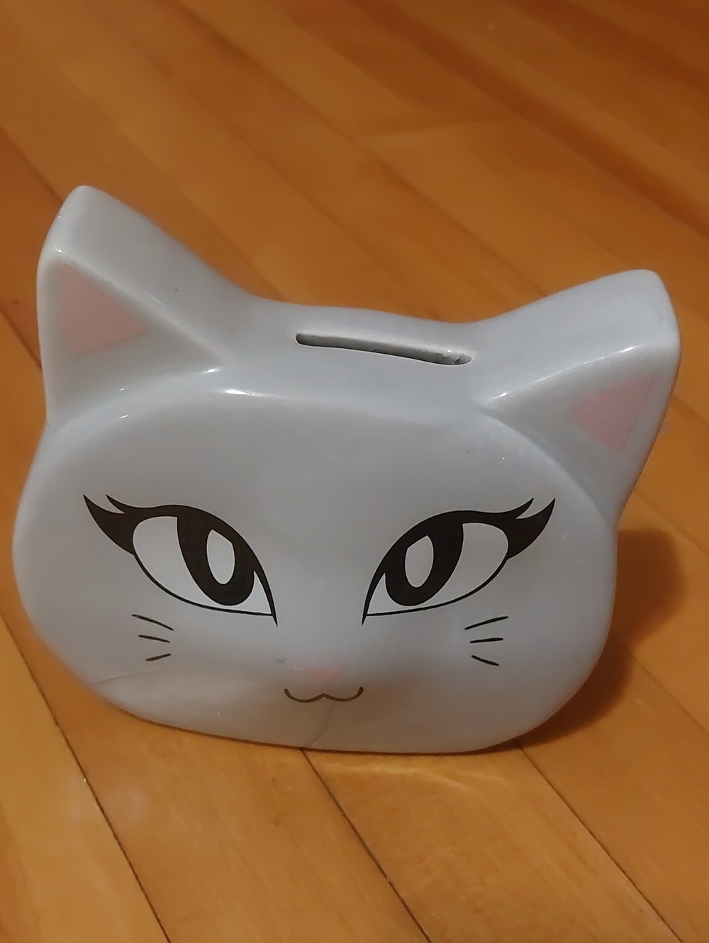 Cute Ceramic Gray Cat Face Piggy Bank – Retro Kawaii Anime Style Coin Bank 5"
